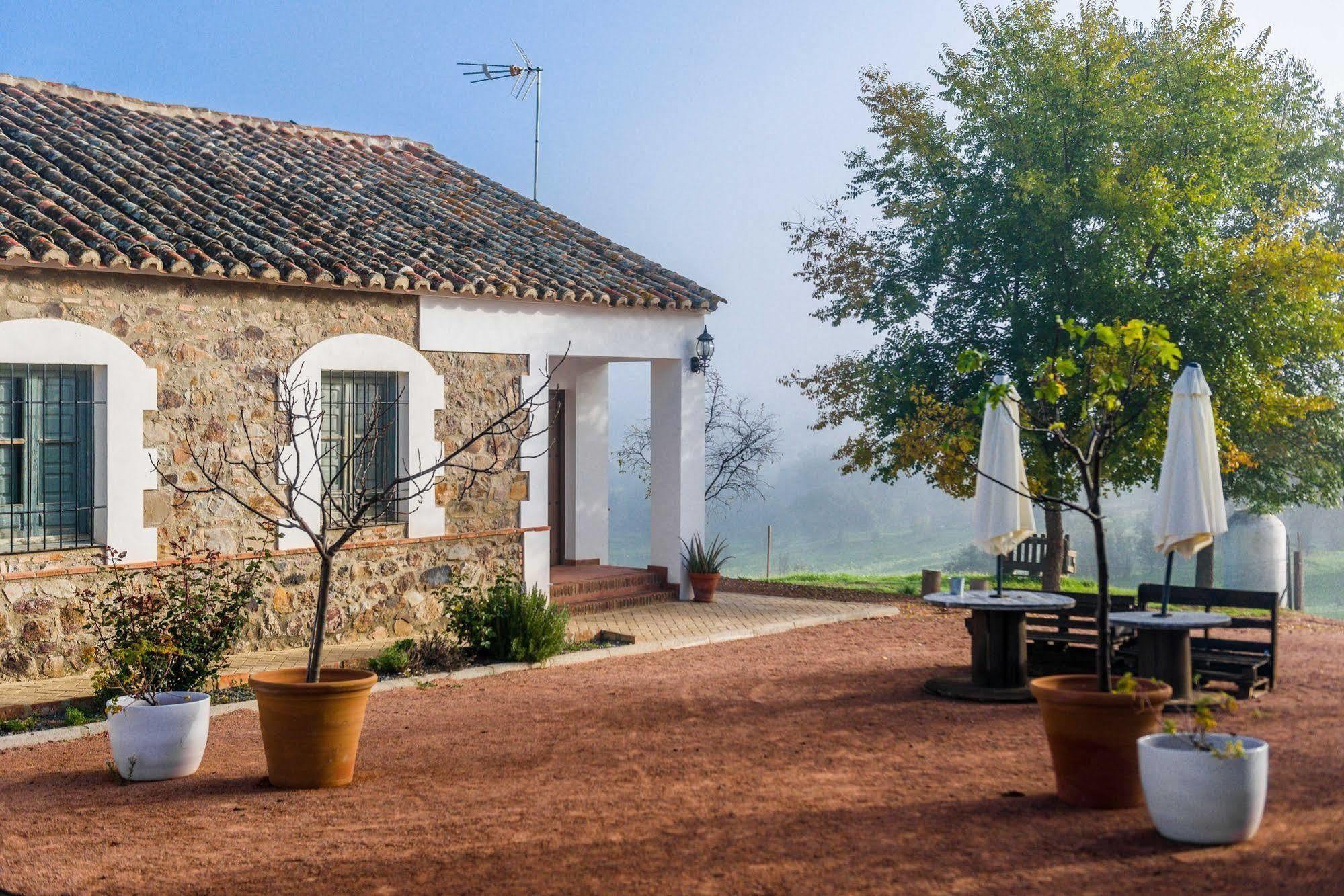 Balneario Aguas Villaharta Exterior photo